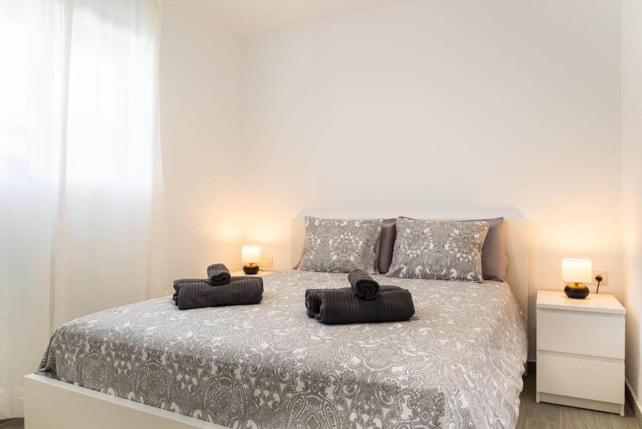 Casa Lucien - Newly Refurbished Apartment With Swimming Pool - Ideal For Couples Коральео Экстерьер фото